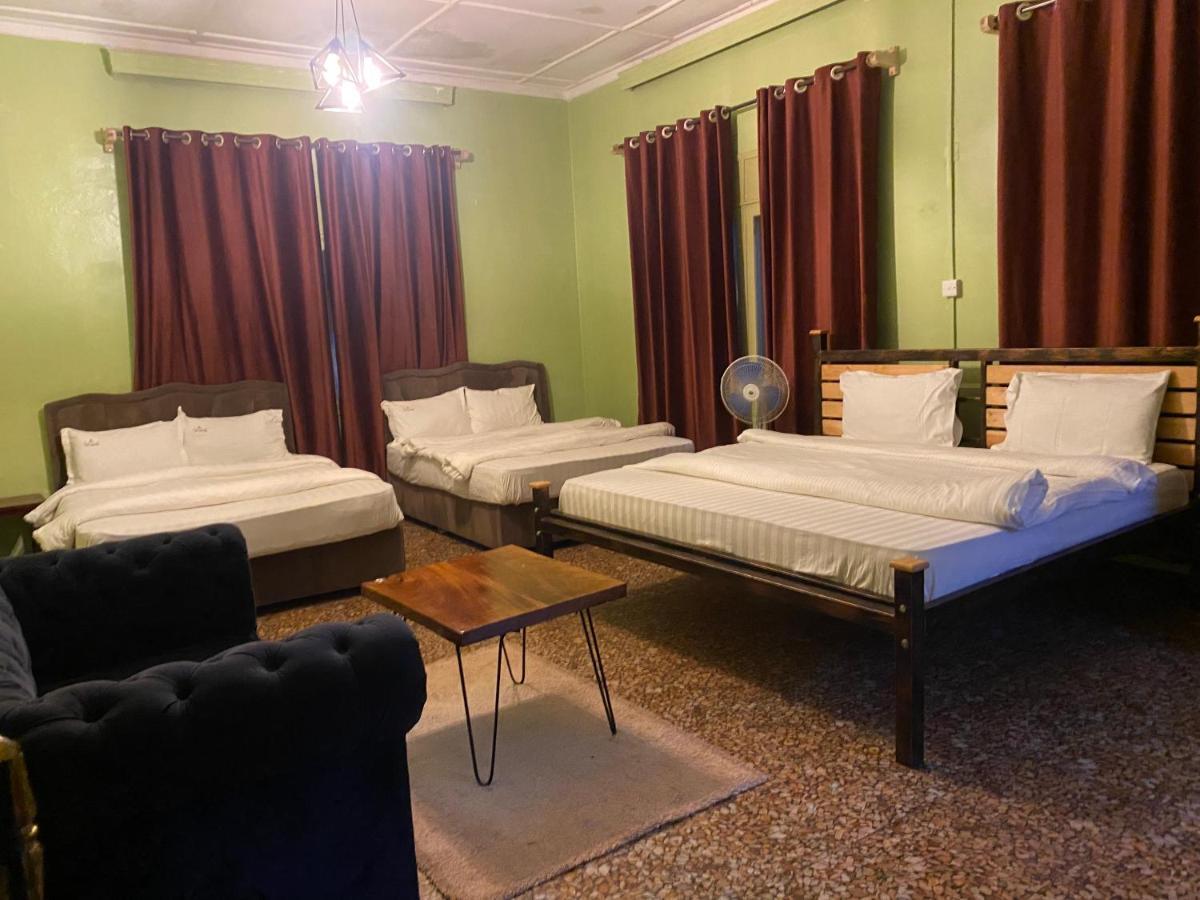 Afro Smile Hotel & Guest House - ジンジャ エクステリア 写真